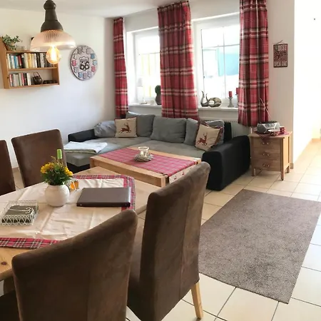 Hof Maiweg * Alt Schonau